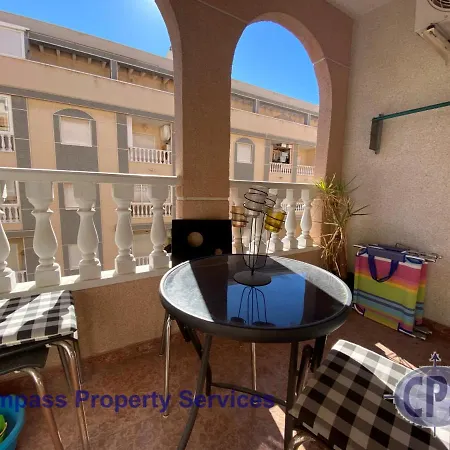 3rd Floor Aprt With Comm Pool Tv8 Apartman Torrevieja