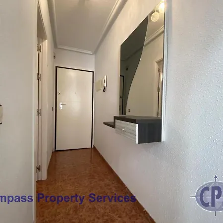 3rd Floor Aprt With Comm Pool Tv8 Apartman